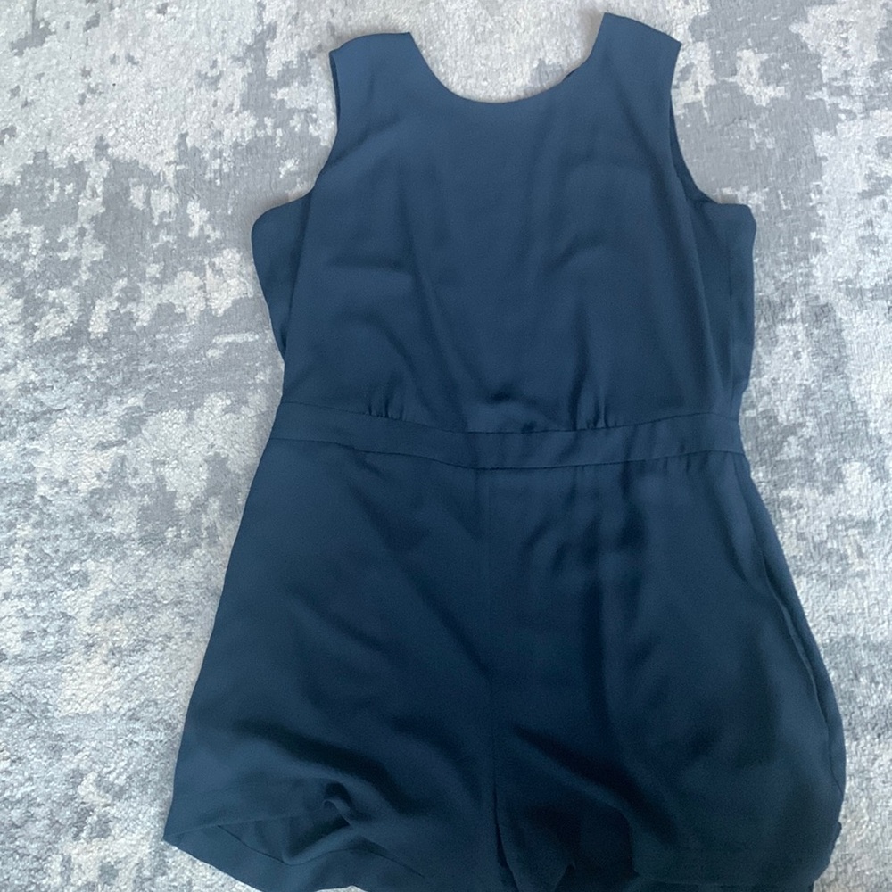 BCBG open back shorts romper